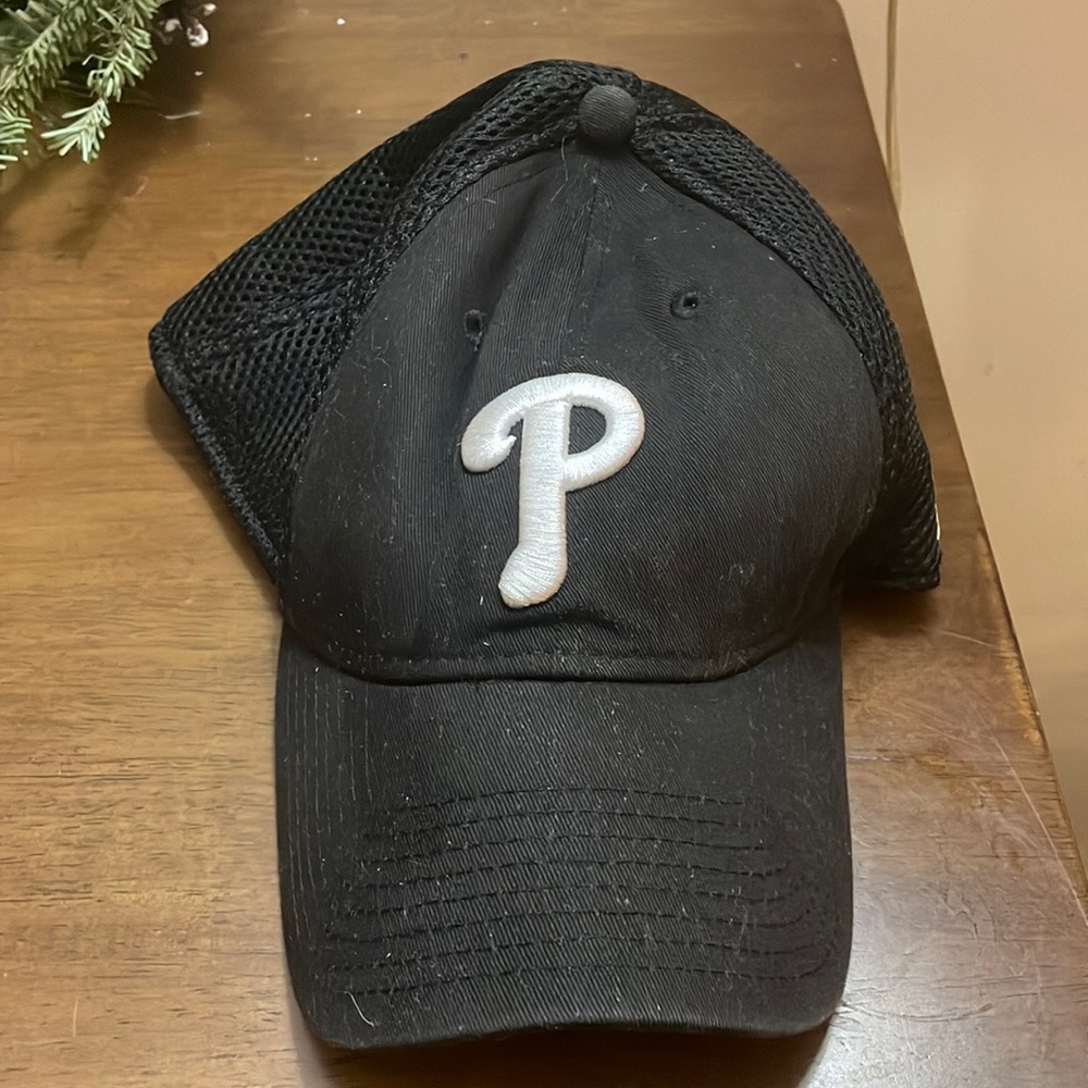 Black Phillies Hat
